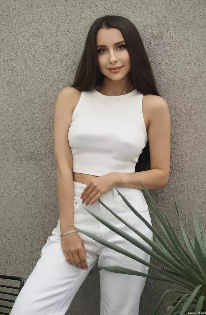 Yuliia Profile image 1