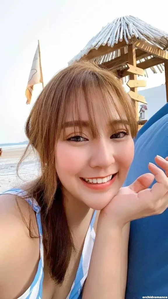 Napaporn Profile image 3