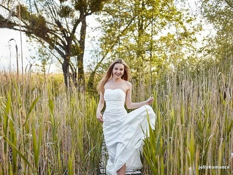 Julia Profile image 3