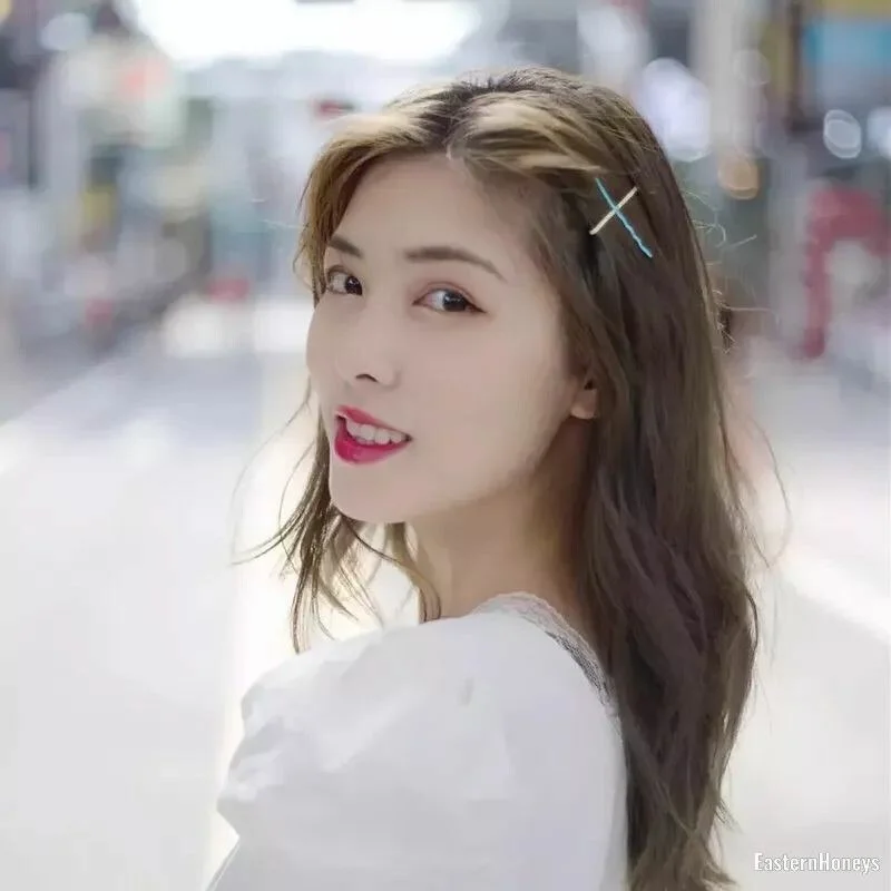 Li Xiuzhen Profile image 3