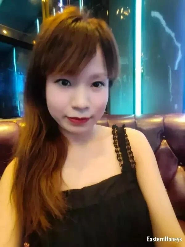Jiayi Profile image 3
