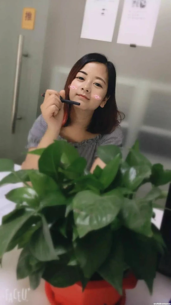Hong Profile image 3